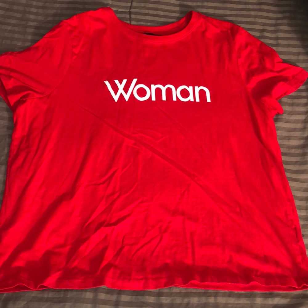 Red basic T-shirt